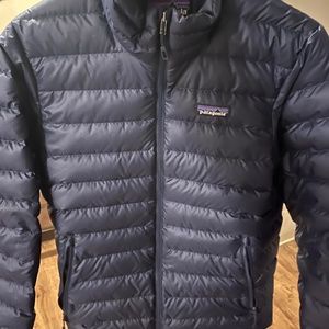 Patagonia Mens M down sweater jacket